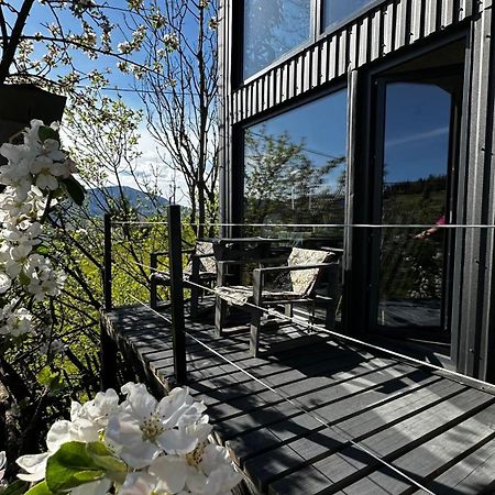 Казковий Дім Та Garden Два Будиночки В Горах З Чаном-Джакузі Slawske Exterior foto