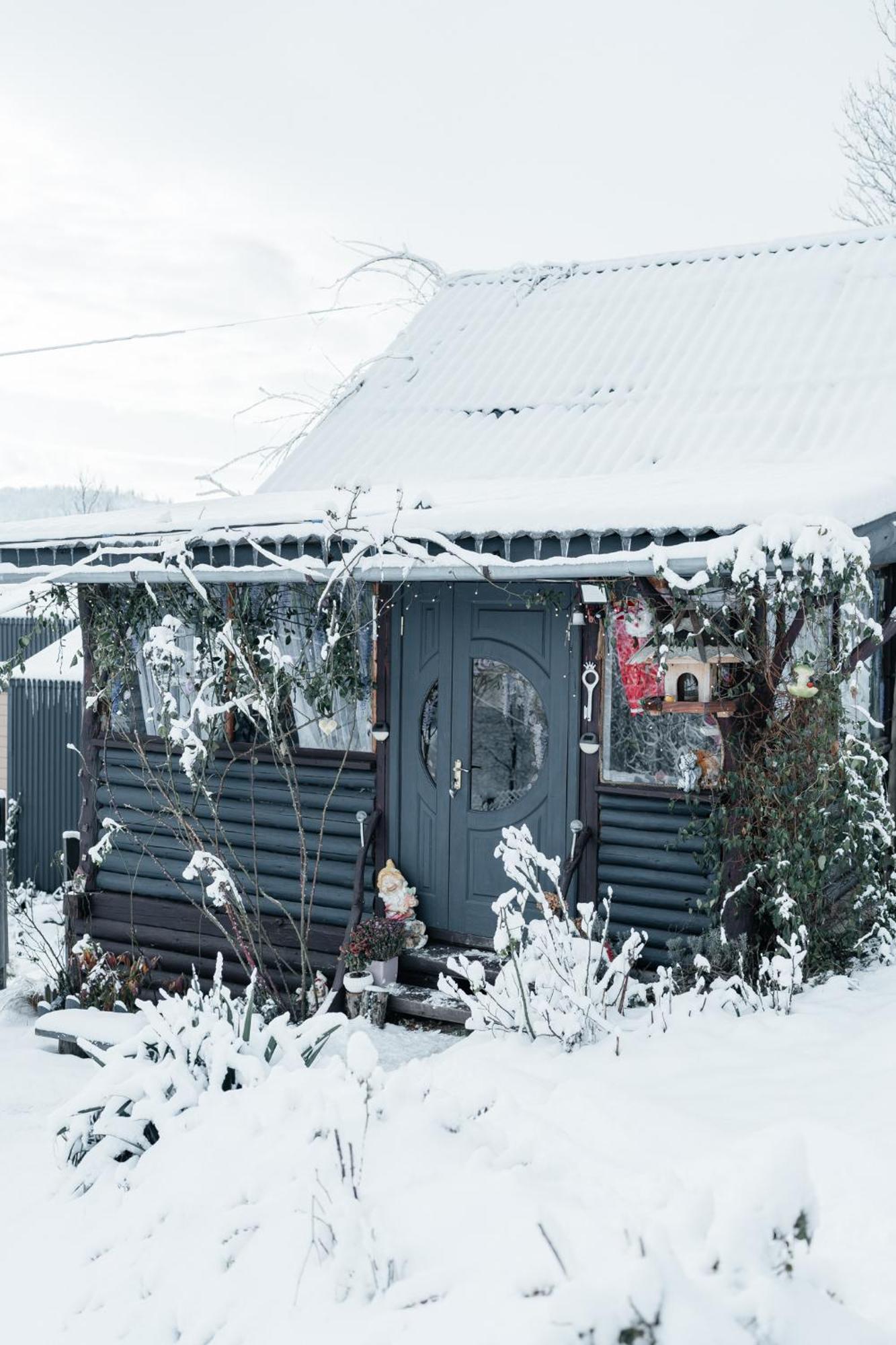 Казковий Дім Та Garden Два Будиночки В Горах З Чаном-Джакузі Slawske Exterior foto