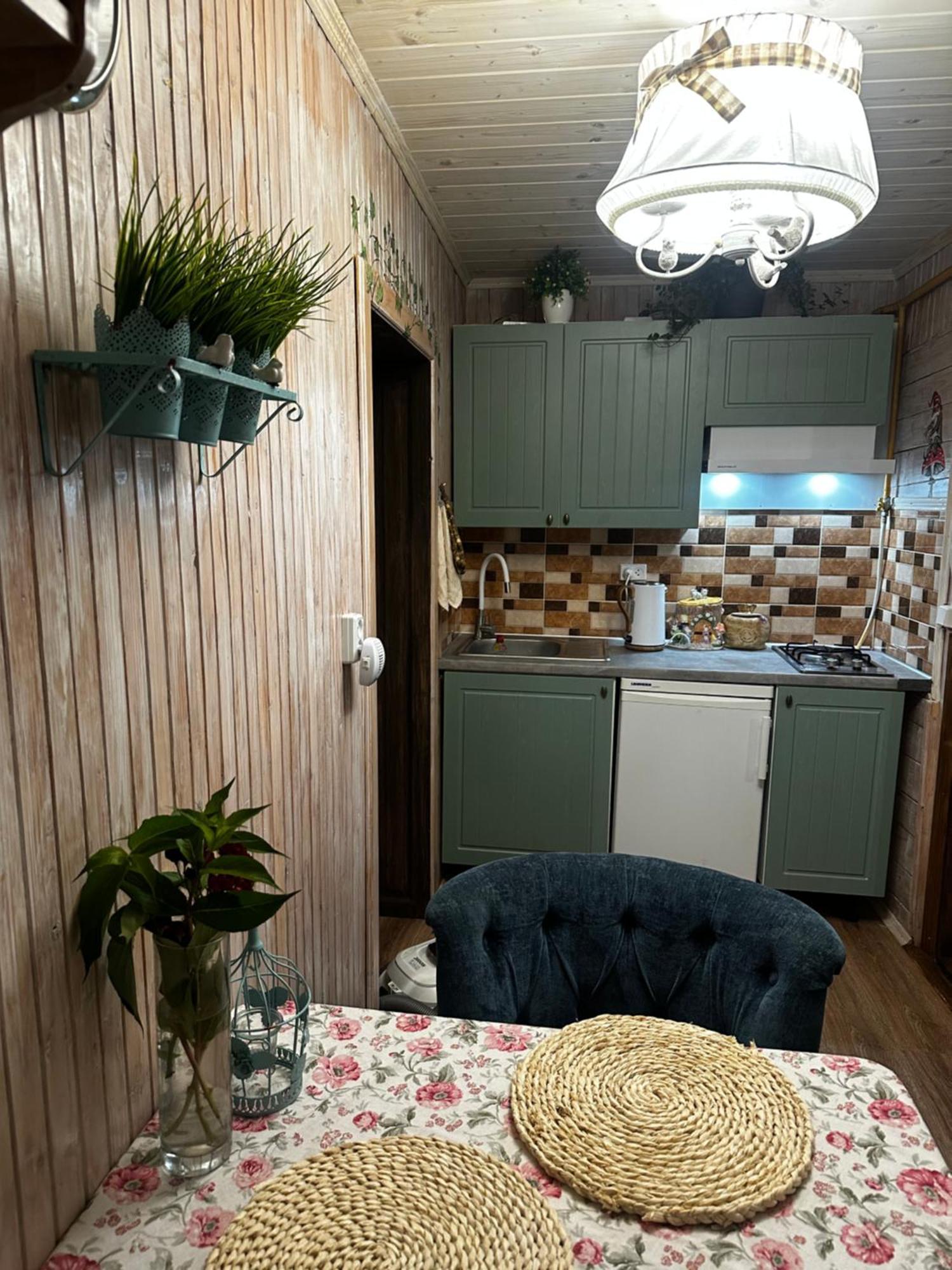 Казковий Дім Та Garden Два Будиночки В Горах З Чаном-Джакузі Slawske Exterior foto