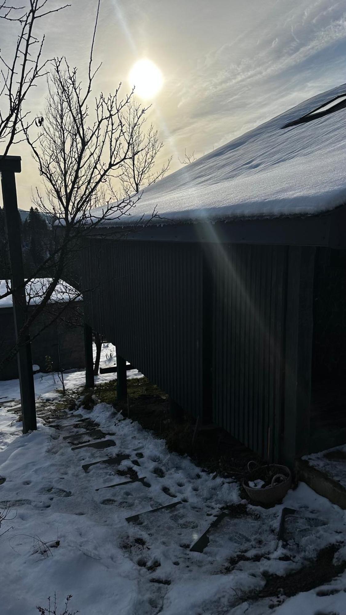 Казковий Дім Та Garden Два Будиночки В Горах З Чаном-Джакузі Slawske Exterior foto